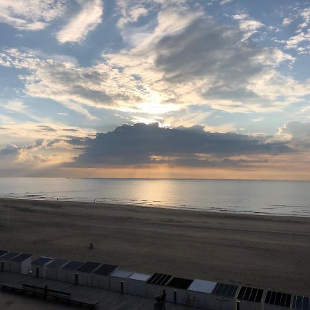 Apartmán Luxe App - Zeedijk Mariakerke - Prachtig Zeezicht Ostende Exteriér fotografie